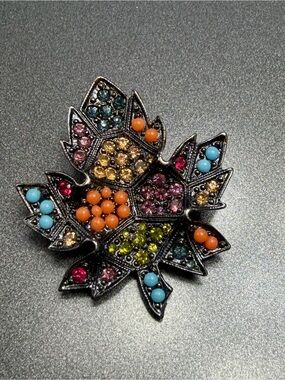 D’Orlan Maple Leaf Brooch Japanned finish #46SB